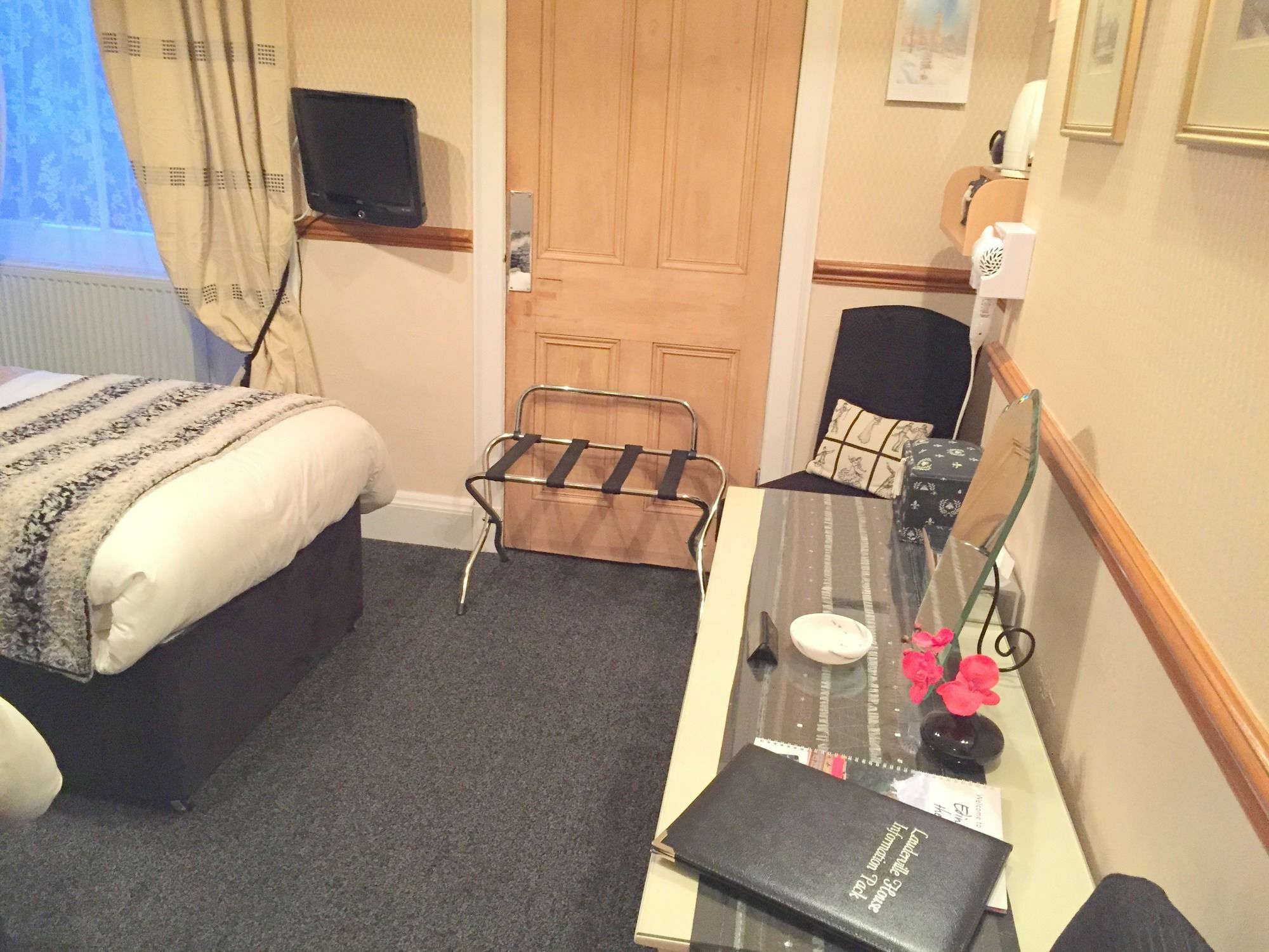 Lauderville Guest House Единбург Екстер'єр фото